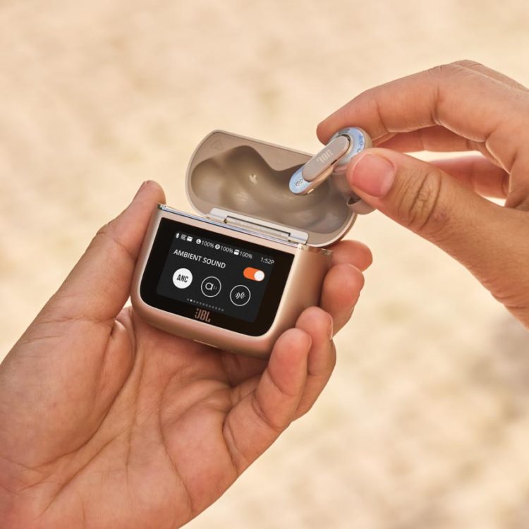 JBL ra mắt loạt tai nghe TWS: Chất âm đỉnh cao, đa dạng phong cách - 1