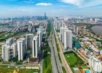 Thị trường bất động sản TP.HCM quý IV/2024 biến động lớn