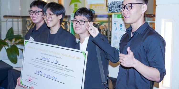 Tôn vinh 5 dự án bảo vệ môi trường tương lai xuất sắc - 4