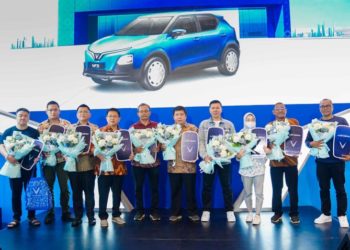 VinFast bàn giao ô tô điện VF 5 tại Indonesia - 2