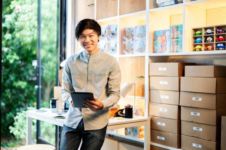 Doanh nghiệp vừa và nhỏ tại Việt Nam tăng cường ứng dụng AI để vươn ra toàn cầu