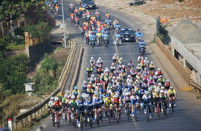 Xe đạp nữ khai Xuân 'Biwase Tour of VietNam 2025' - 3