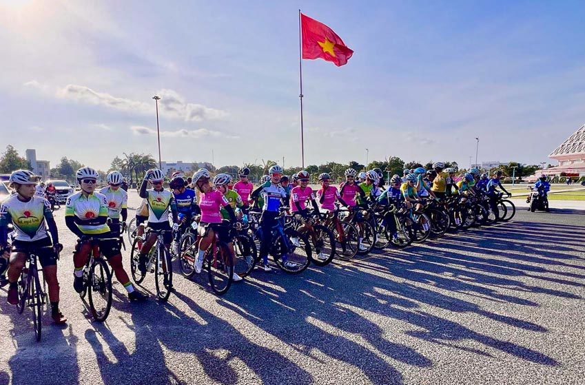 Xe đạp nữ khai Xuân 'Biwase Tour of VietNam 2025' - 5