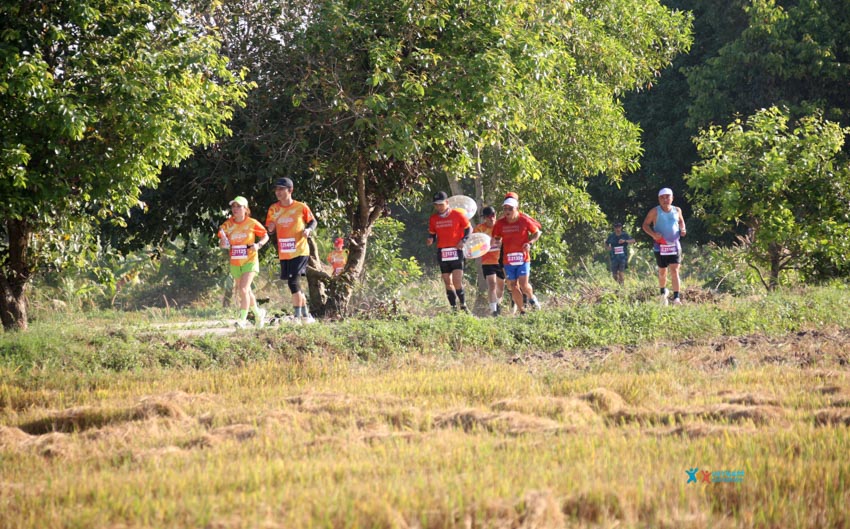 Tri Tôn bừng sáng với hơn 3.000 runner tỏa sáng tại Half Marathon 2025, nơi thể thao gặp thiên nhiên - 31