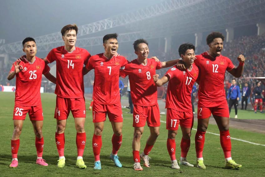 Tuyển Việt Nam đặt một tay vào chiếc Cúp Vô địch AFF Cup 2024 - 9