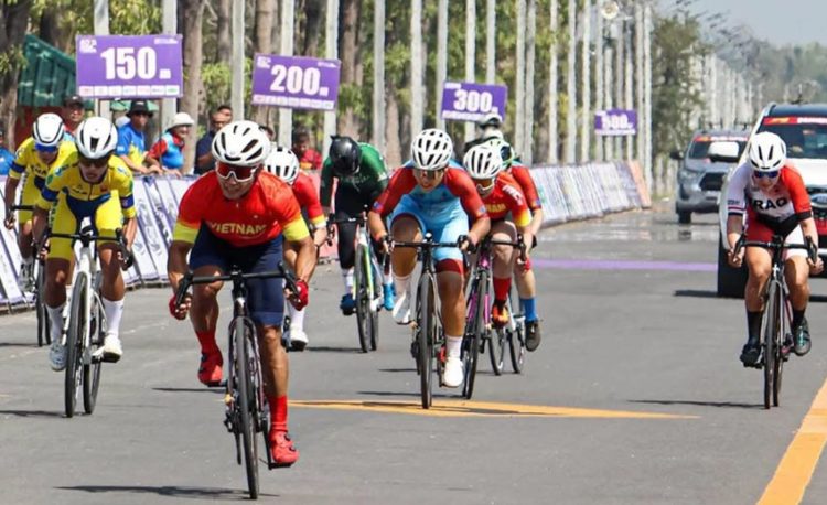 Tôn Hoàng Khánh Lan từ nữ hoàng Thể Hình đến vô địch xe đạp Châu Á - 9