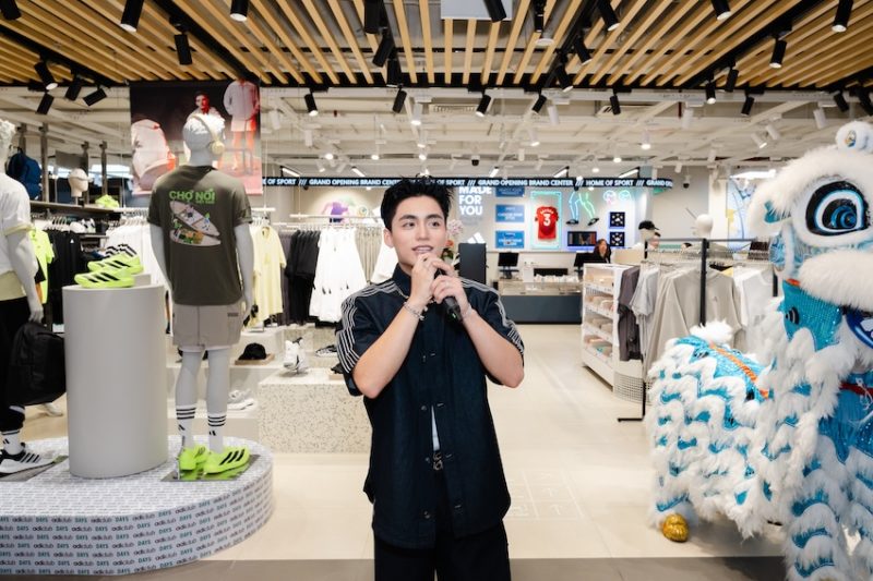 Mono adidas Việt Nam