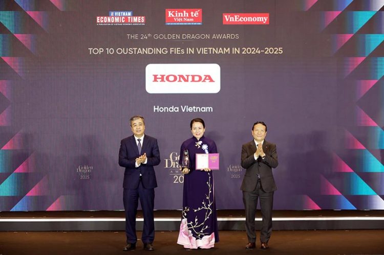 Honda Việt Nam được vinh danh Rồng Vàng 2025: Dấu ấn phát triển xanh và bền vững