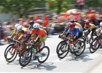 Nick Kergozou “Vô đối' khẳng định sức mạnh tuyệt đối tại giải xe đạp Cúp Truyền hình TPHCM - Tôn Đông Á 2025 - 4