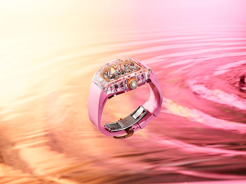 RM 75-01 Flying Tourbillon Sapphire: Khi đại dương trong vắt gặp kiến trúc gothic giữa lòng cổ tay - 2