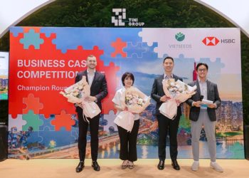 Sinh viên Việt Nam thắng lớn tại cuộc thi Giải quyết Tình huống Kinh doanh HSBC 2025 - 2