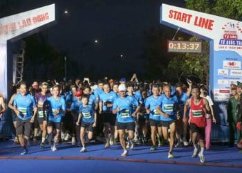 "Tự hào Tổ quốc tôi" Half-Marathon 2025: Bùng nổ tinh thần thể thao và chinh phục giới hạn -3