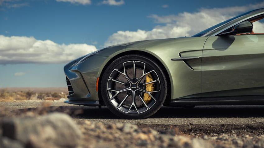 Aston Martin Vantage Roadster 2026: Khi bầu trời là giới hạn - 10