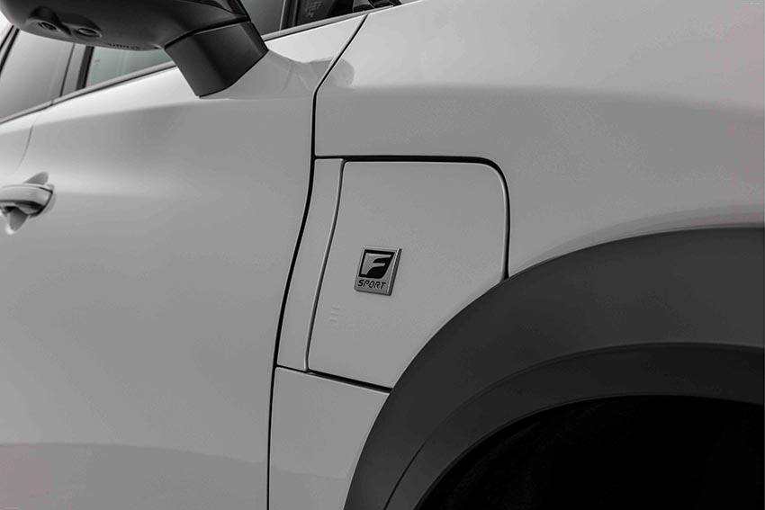 Lexus RZ 550e F SPORT 2026 – Khi trải nghiệm lái trở thành nghệ thuật sống - 6