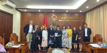 Mang cả gia đình đi du học: New Zealand mở rộng cánh cửa cho ứng viên Đề án 89 - 2