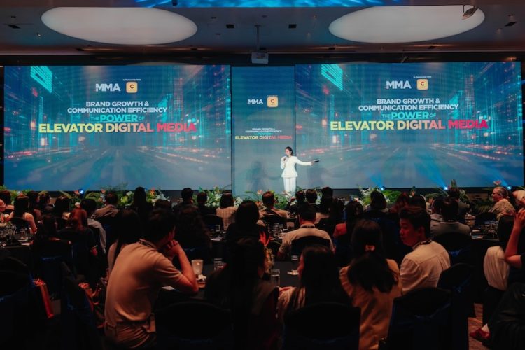 500+ chuyên gia bàn về tương lai truyền thông số ngoài trời