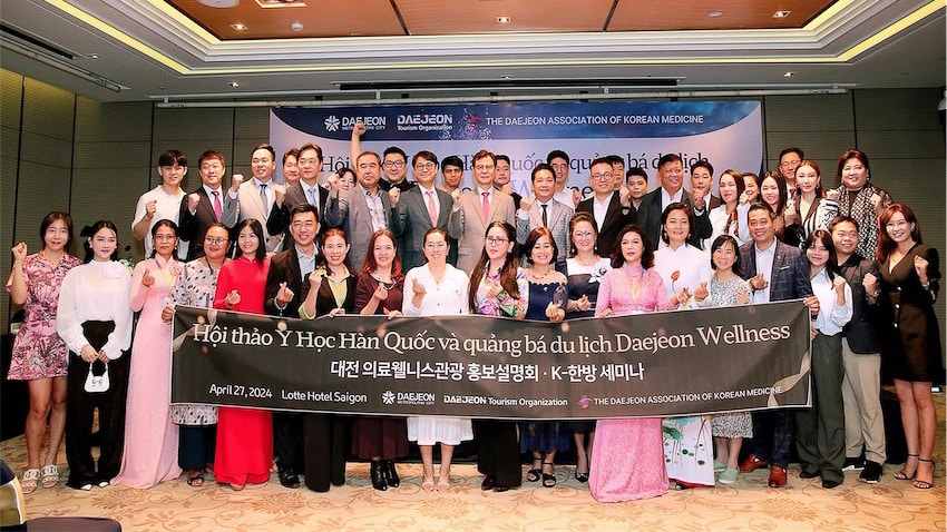 Người Việt đến bệnh viện ở Seoul để khám chữa bệnh kết hợp du lịch nghỉ dưỡng