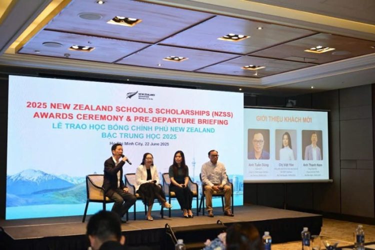 Học bổng New Zealand 2025: 20 học sinh Việt mở cánh cửa tương lai từ tuổi 16 - 2