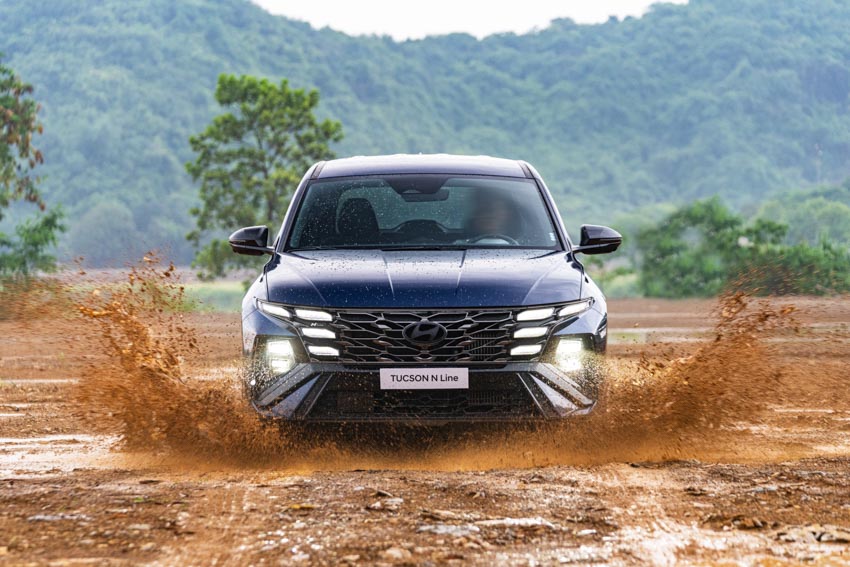 Hyundai Tucson N Line - Khi C-SUV cũng có quyền 'ngầu' - 4