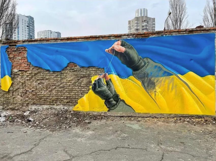 Khi ký ức hóa thành nghệ thuật đường phố: Kurt Cobain trở lại trên tường gạch Ukraine - 4