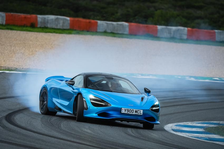 McLaren 750S Le Mans: Cỗ máy tôn vinh vinh quang 30 năm trước tại Le Mans - 1