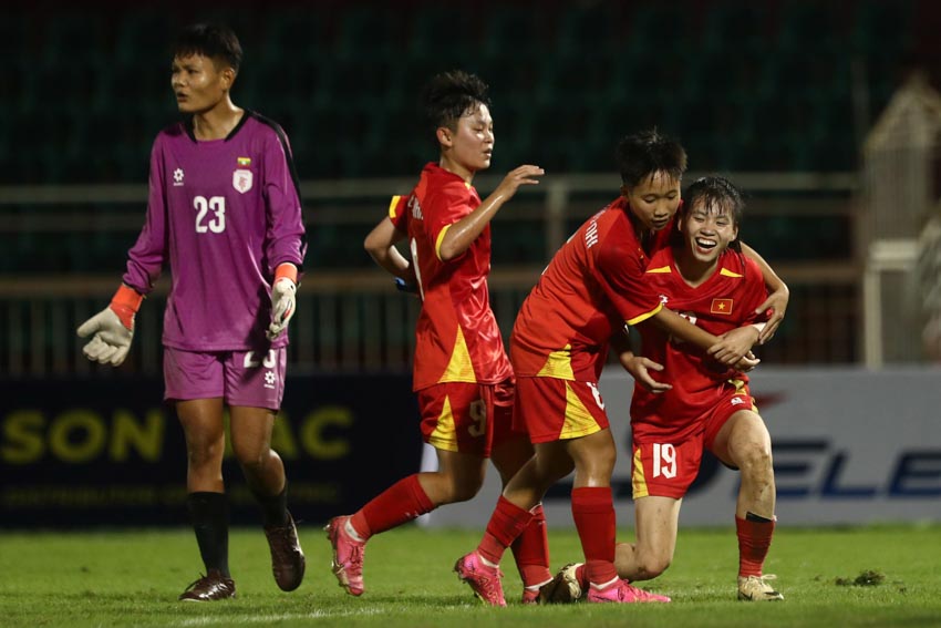Giải U19 nữ ĐNÁ 2025: Việt Nam và Thái Lan cùng 'nổ súng' ngày ra quân - 6