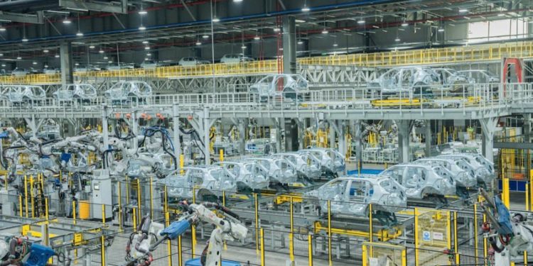 VinFast bắt tay doanh nghiệp Việt, xây chuỗi cung ứng xe điện tầm quốc gia