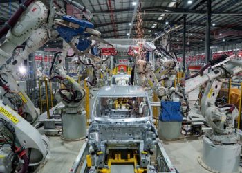 VinFast dựng nhà máy chưa đầy 7 tháng: Thị trường xe điện sắp chuyển mình? -1