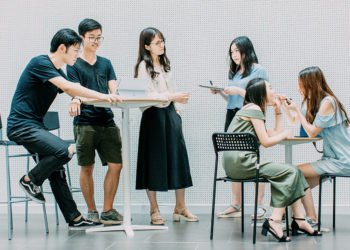 Ngồi quán cóc, nói chuyện tương lai nhân sự Việt Nam