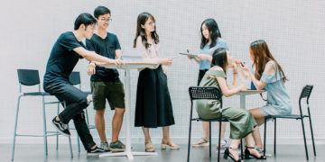 Ngồi quán cóc, nói chuyện tương lai nhân sự Việt Nam