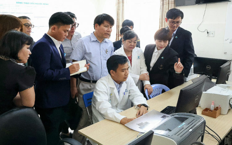 Tham quan bệnh viện Hoàn Mỹ Cửu Long và quy trình nhập Hồ sơ bệnh án điện tử.