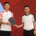 Vận động viên Trịnh Linh Giang cầm vợt Kamito Gamma tại sự kiện ra mắt "CHEF DE PICK"