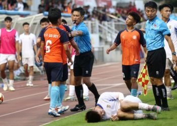 U21 SLNA Thắng Kịch Tính TP.HCM Trong Trận Cầu 'Mưa Thẻ' Mở Màn Giải U21 Quốc Gia 2025 - 2