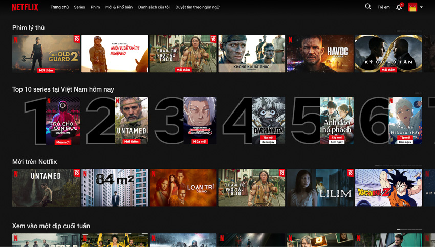 Giao diện Netflix trên màn hình TV hiển thị các nội dung đa dạng, biểu tượng cho sự phổ biến toàn cầu của nền tảng streaming.