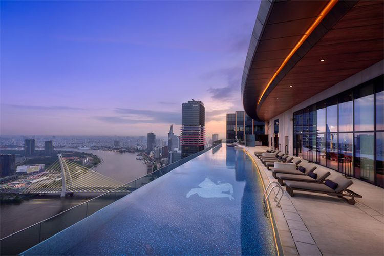 Ngoại mua nhà, người nội mơ