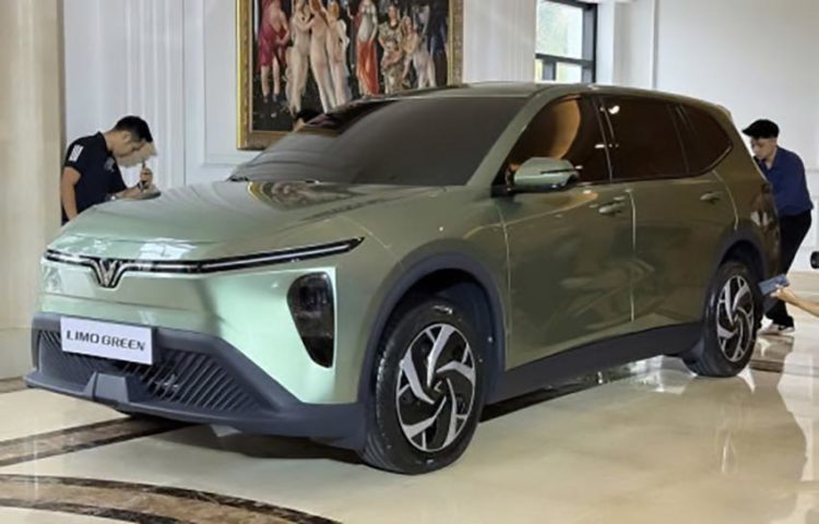 Khi giấc mơ xe điện Việt chạm đến từng con phố