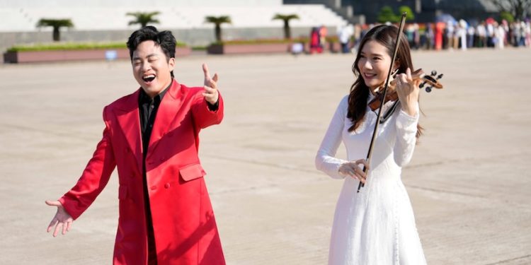 Việt Nam - Tự hào tiếp bước tương lai