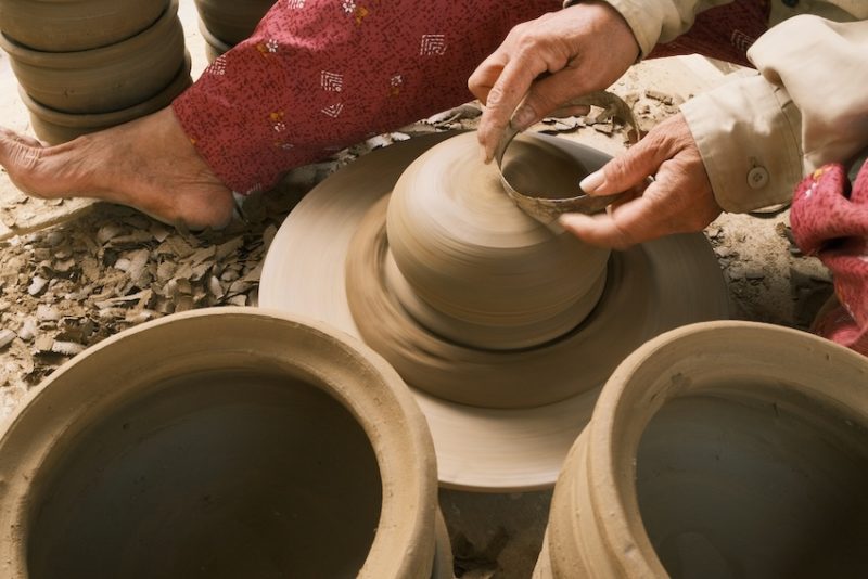 Nghệ nhân làng gốm Thanh Hà