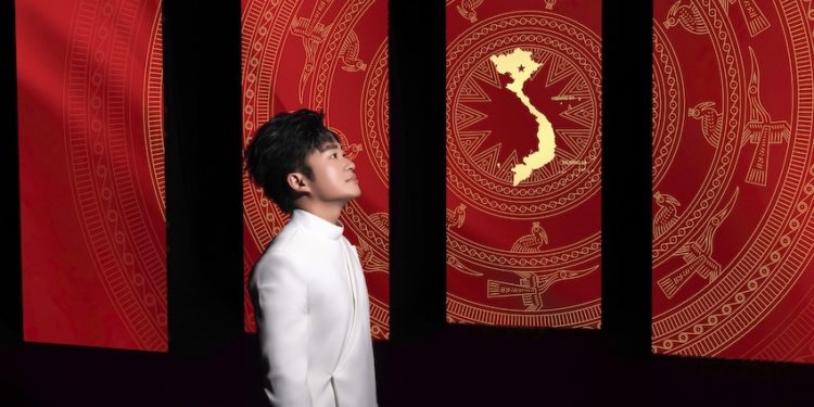 Tùng Dương & Nguyễn Văn Chung - Việt Nam - Tự hào tiếp bước tương lai