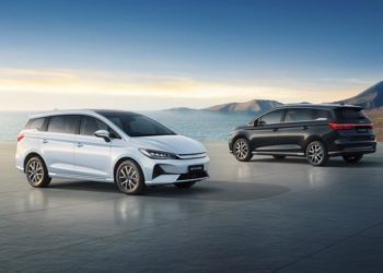 Tài xế trải nghiệm BYD M6 tại “Ngày hội tài xế công nghệ” của BYD Việt Nam - 2