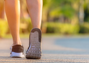 Đi bộ kiểu Nhật: Chìa khóa vàng cho sức khỏe và vóc dáng, không phải ai cũng biết