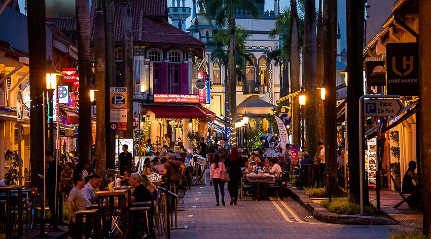 Bugis Street Market – biểu tượng một thời, nơi lưu giữ ký ức chợ đêm Singapore.