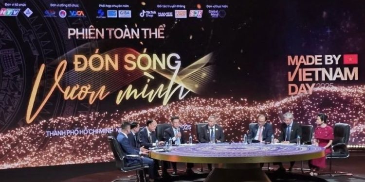 Diễn đàn Made by Vietnam 2025: Kiến tạo bản sắc, nâng tầm thương hiệu Việt trên trường quốc tế