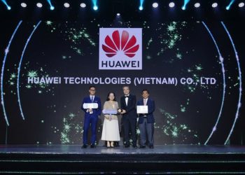 Huawei Việt Nam nhận giải “Nơi làm việc tốt nhất châu Á 2025” và Tech Empowerment tại HR Asia Awards.