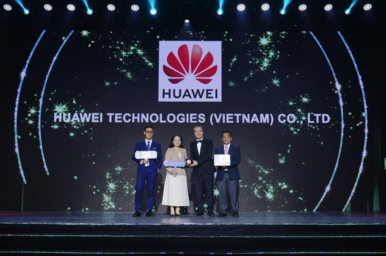 Huawei Việt Nam nhận giải “Nơi làm việc tốt nhất châu Á 2025” và Tech Empowerment tại HR Asia Awards.