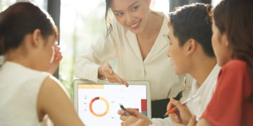 Tương lai việc làm và kỹ năng tại Việt Nam: Sống sót và dẫn đầu trong kỷ nguyên AI