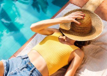 SPF và giấc mơ không nám: Cuộc chiến chống nắng thời livestream