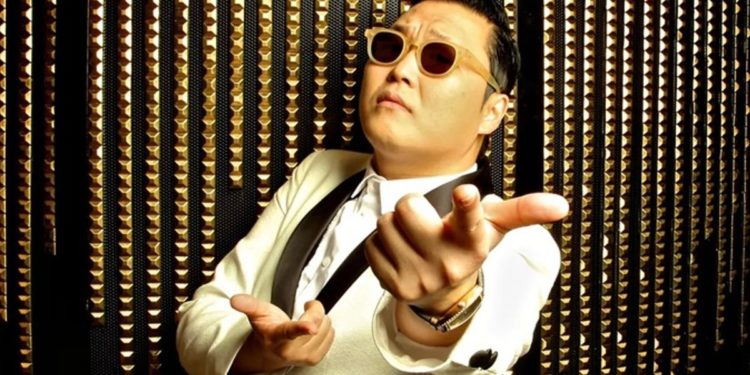 Ông hoàng Gangnam Style: Từ ngựa phi thế giới đến ngựa… nhốt trong hồ sơ y tế