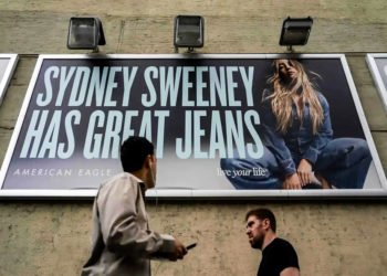 Từ marketing đến chính trị: Chiến dịch Jeans ‘gene’ gây bão