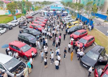 Limo Green lăn bánh: VinFast tăng tốc cuộc đua vận tải xanh